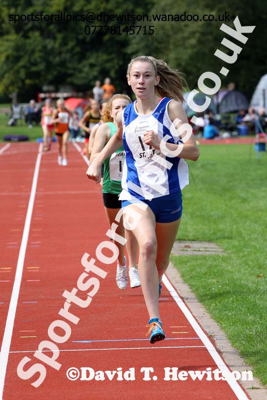 Womens 800 metres at the Northern Inter-Counties under-17s and 15s at Witton Park, Blackburn. Photo: David T. Hewitson/Sports for All Pics